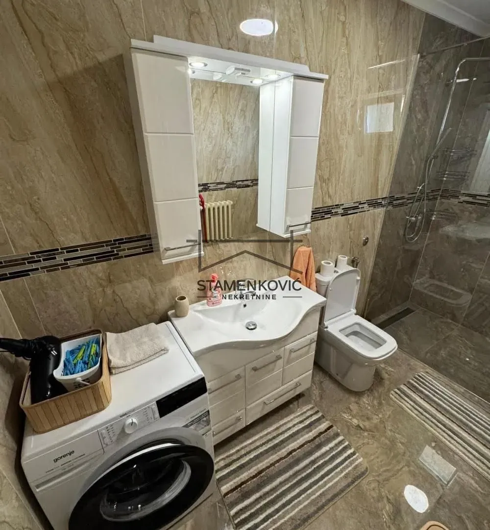 Izdavanje, dvosoban stan, 67m², Liman 3, Novi Sad Sve Podlokacije