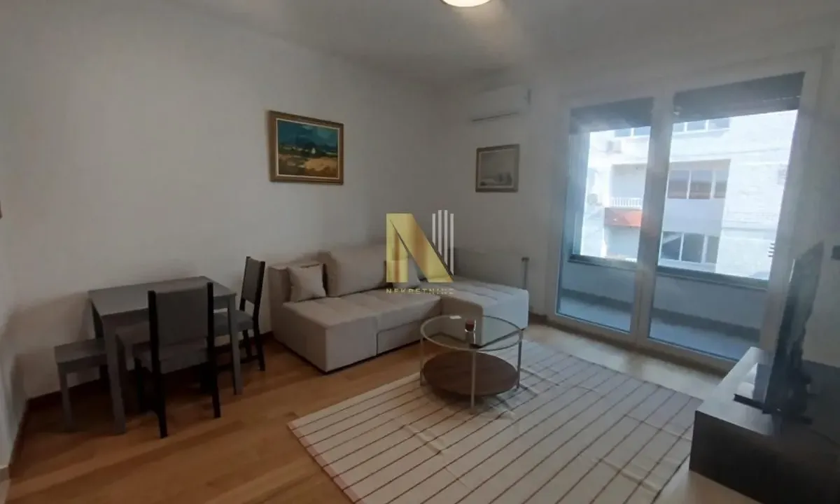 Rent, two bedroom apartment, 43m², Grbavica, Novi Sad Sve Podlokacije