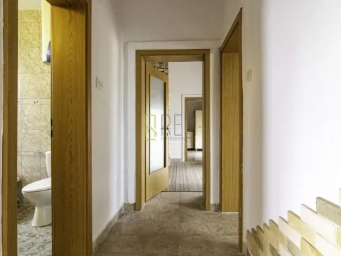 Prodaja, kuća, 400m², Danilovgrad, Crna Gora - image 23