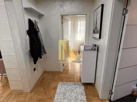 Izdavanje, dvosoban stan, 49m², Bulevar Evrope, Novi Sad Sve Podlokacije - image 4