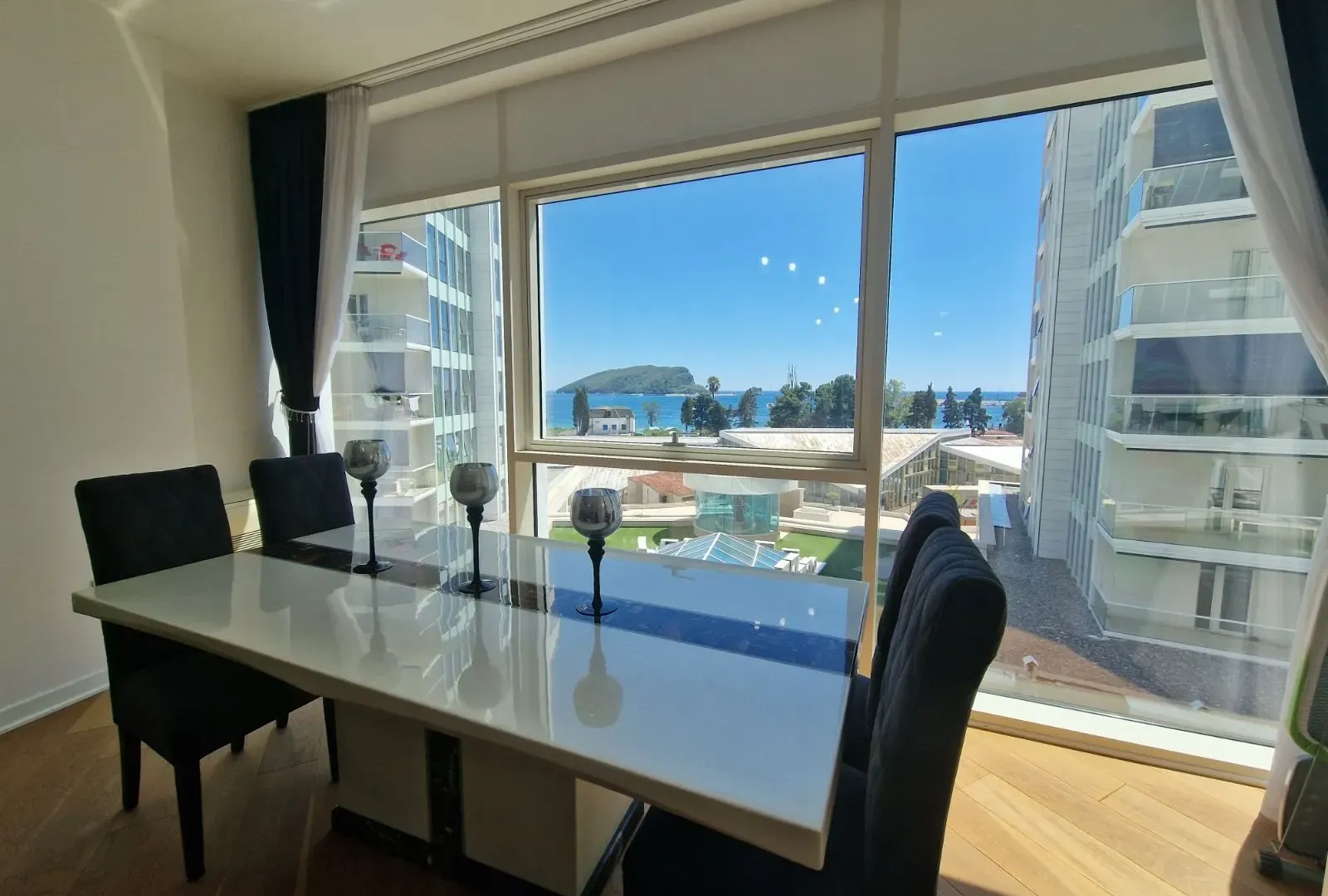Prodaja, jednosoban stan, 67m², Budva, Crna Gora