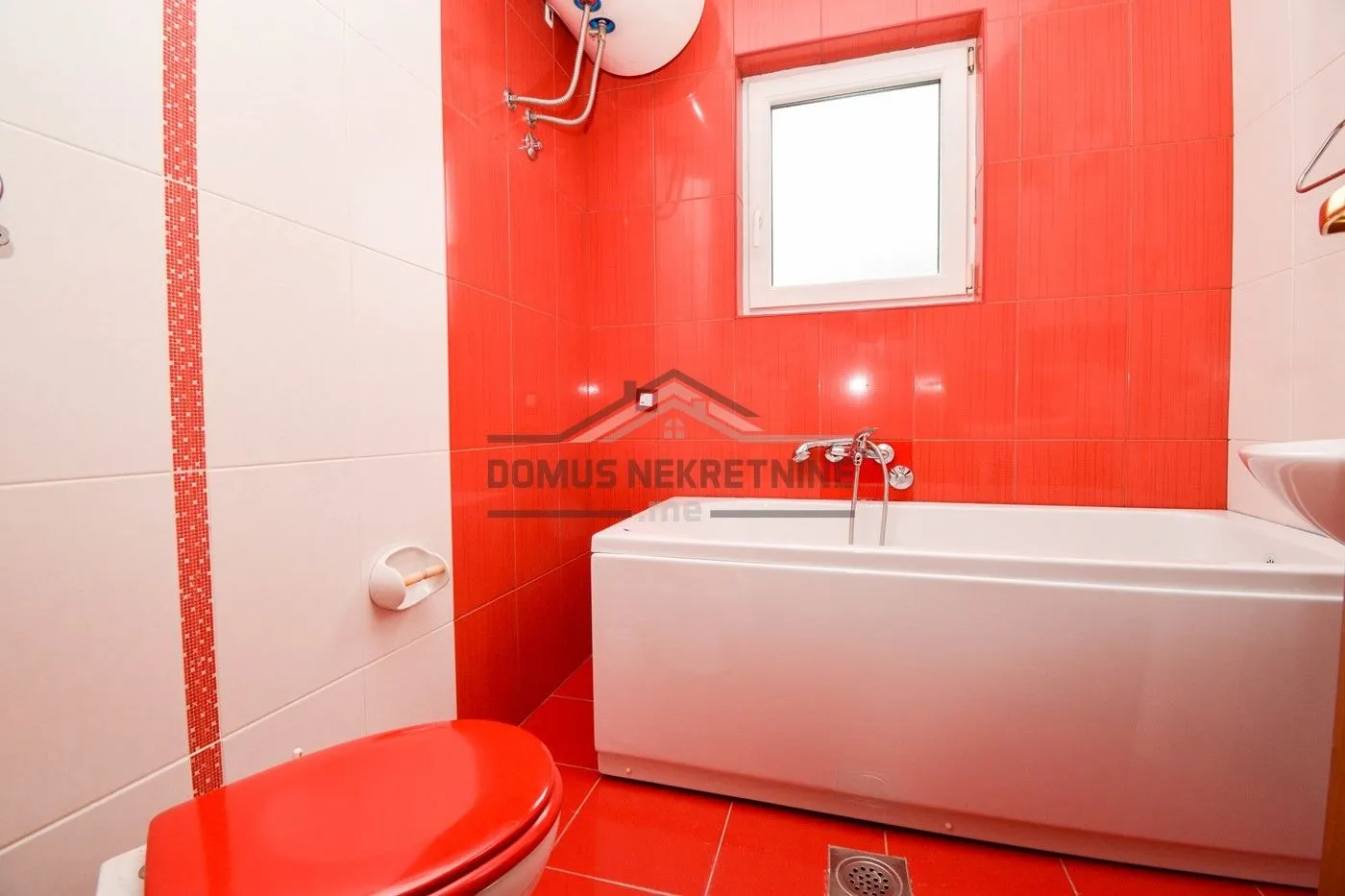 Rent, house, 250m², Stari Aerodrom, Podgorica