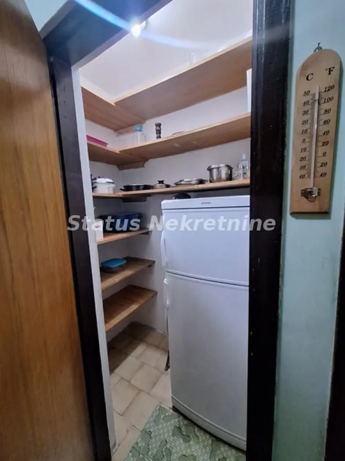 Izdavanje, dvosoban stan, 43m², Podbara, Novi Sad Sve Podlokacije
