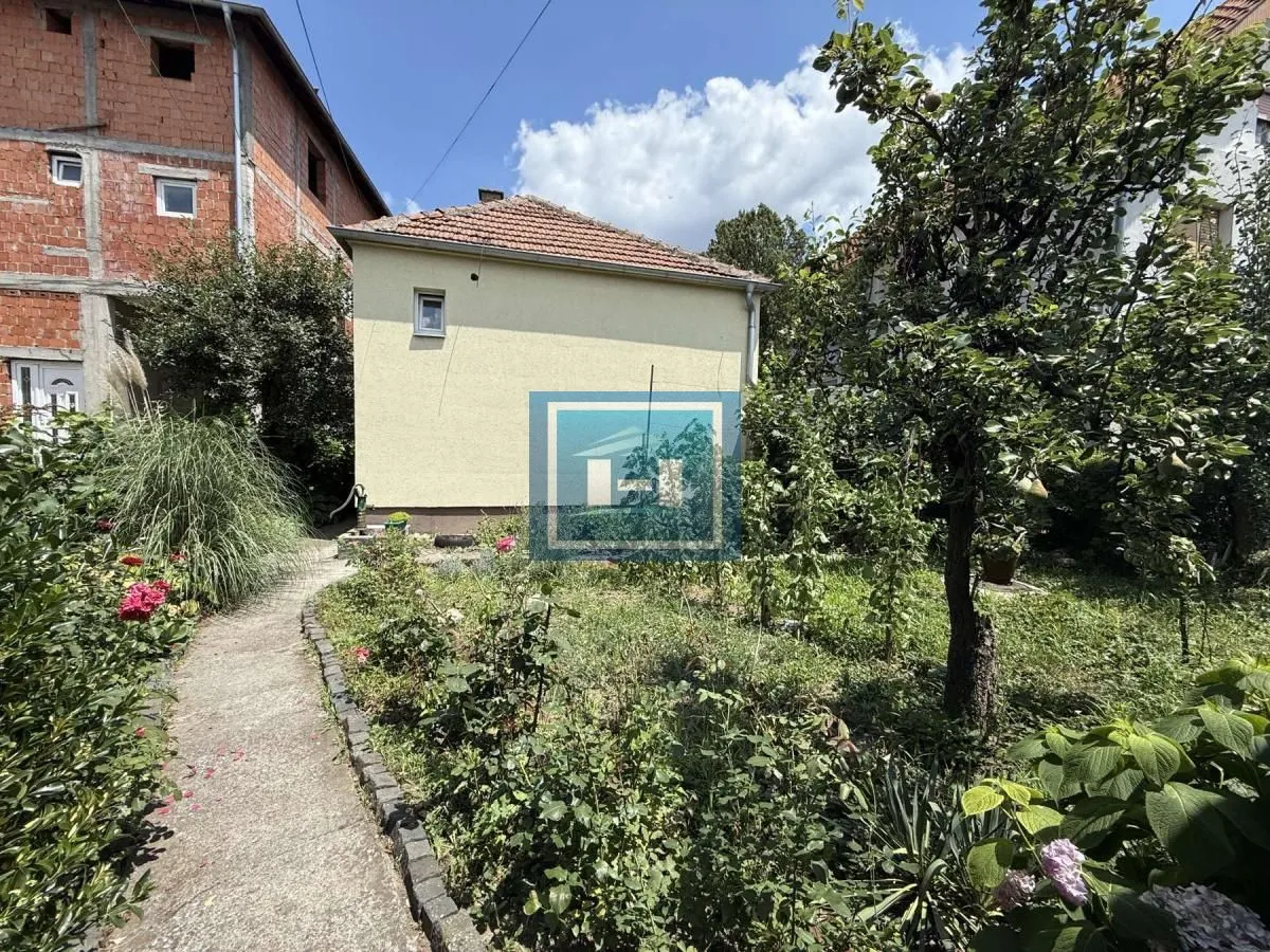 Prodaja, kuća, 80m², Centar, Jagodina