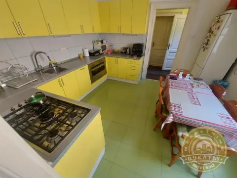 Prodaja, kuća, 187m², Sremska Kamenica, Petrovaradin - image 22