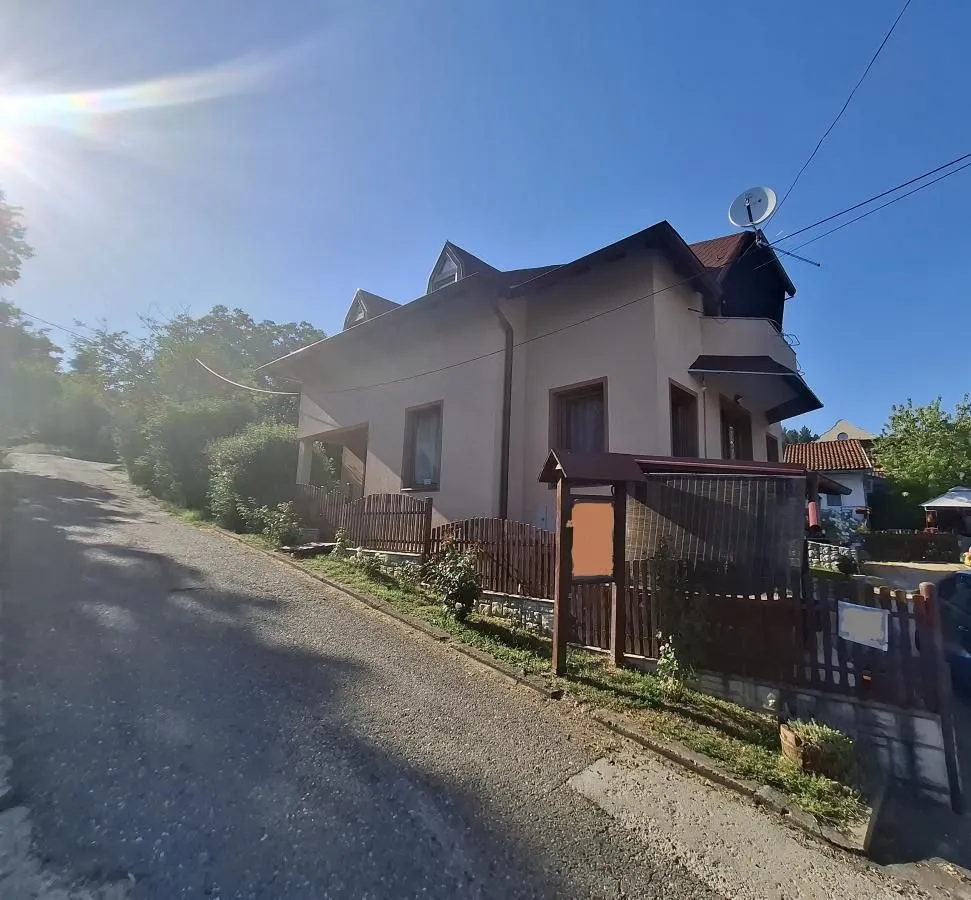 Prodaja, kuća, 154m², Banja Vrdnik, Irig