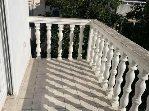Izdavanje, jednosoban stan, 40m², Tre Canne, Budva - image 5