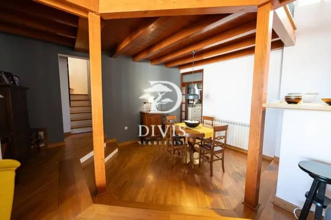 Rent, three bedroom apartment, 192m², Dorćol Sve Podlokacije, Beograd