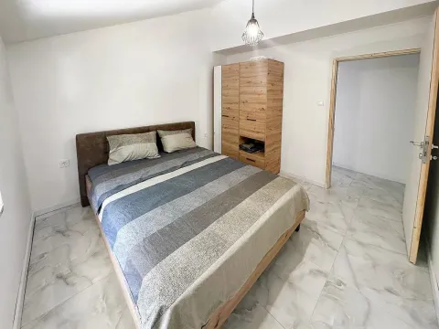 Rent, two bedroom apartment, 50m², Sveti Stasije, Kotor - image 7