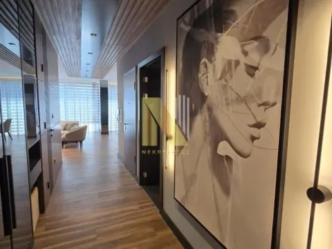 Izdavanje, stan, 220m², Telep, Novi Sad Sve Podlokacije