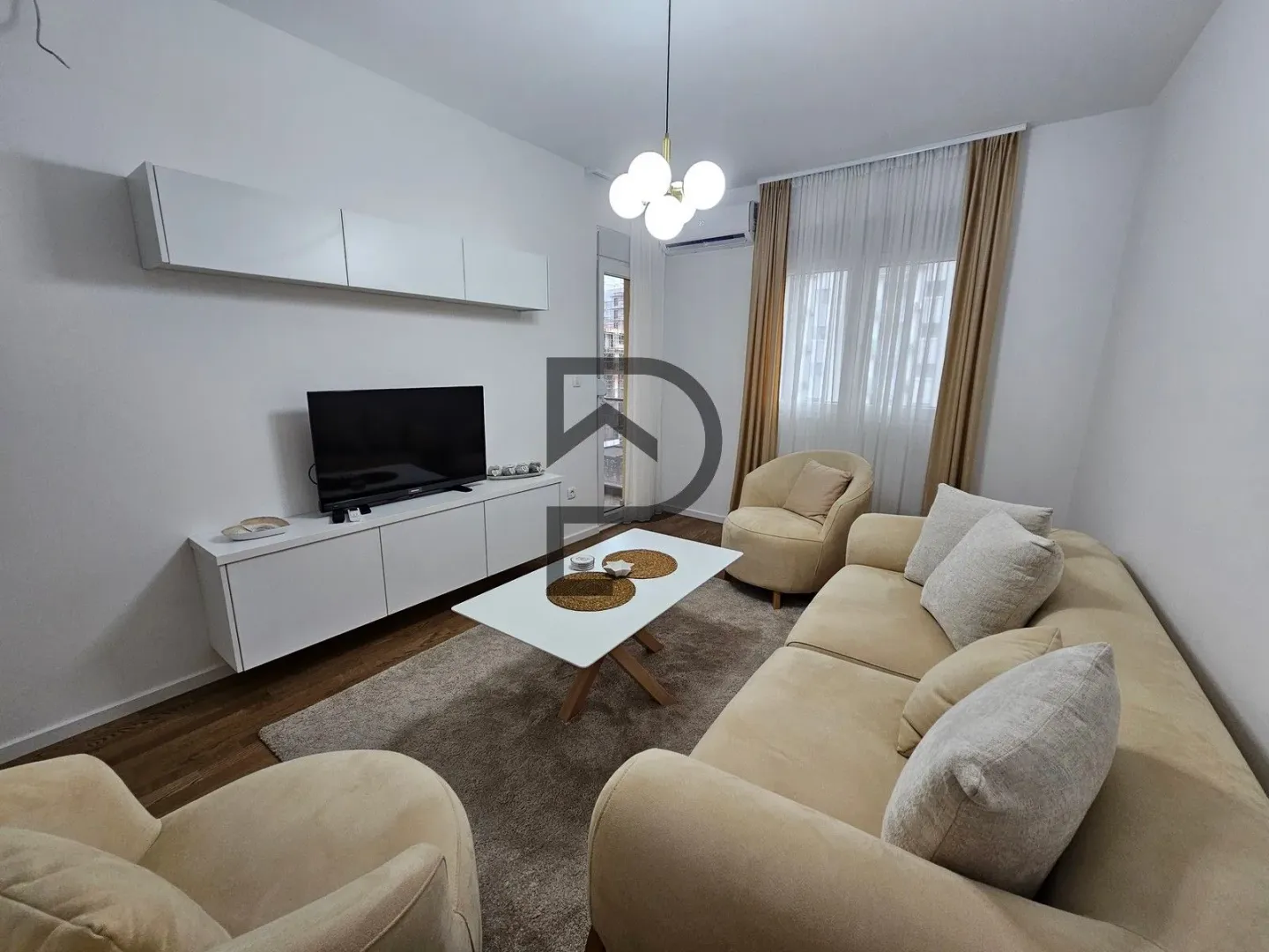 Rent, one bedroom apartment, 46m², Pobrežje, Podgorica