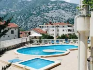 Prodaja, jednosoban stan, 65m², Risan, Kotor - image 1