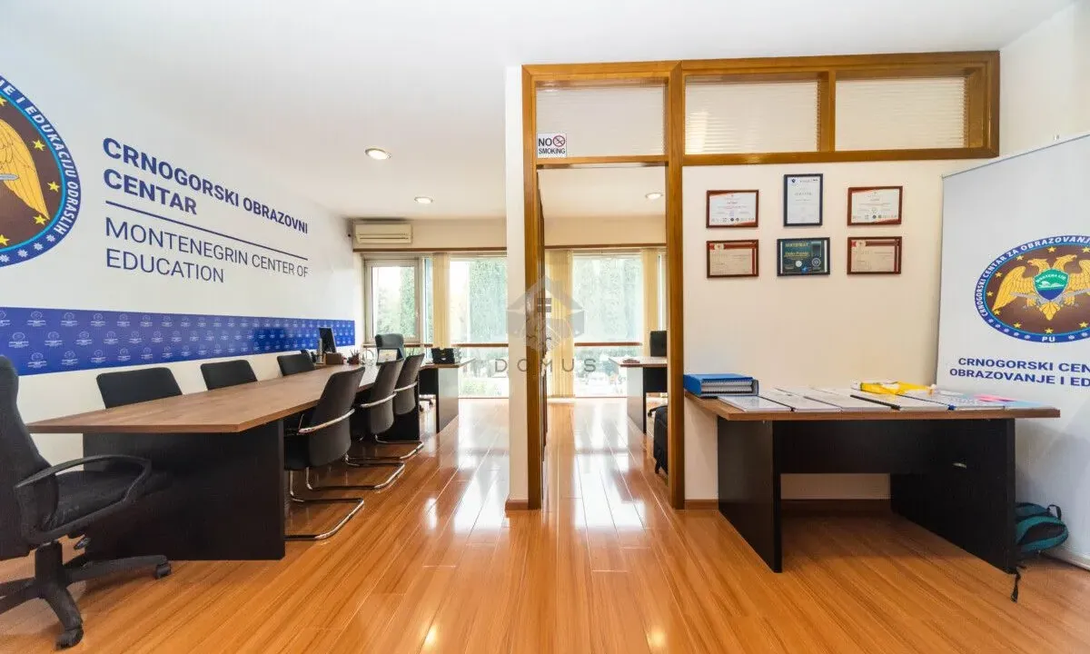 Rent, office space, 42m², Centar, Podgorica