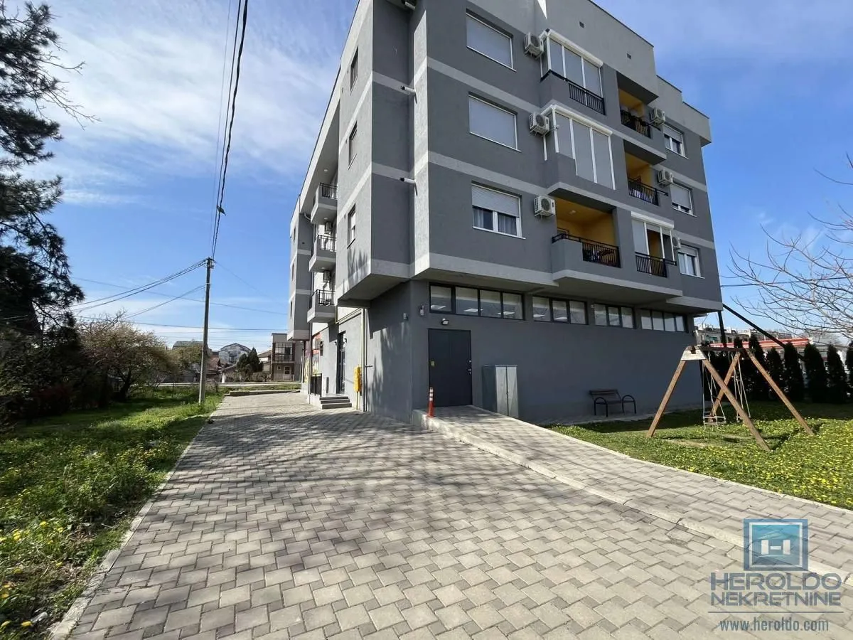 Sale, office space, 283m², Centar, Jagodina