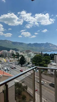 Stan in Bečići