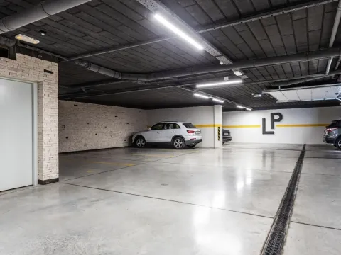 Prodaja, četvorosoban stan, 151m², Vračar Sve Podlokacije, Beograd - image 2