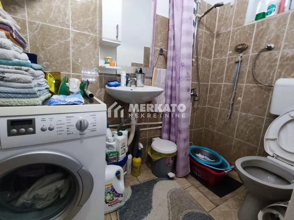 Prodaja, dvosoban stan, 61m², Zrenjanin, Srbija