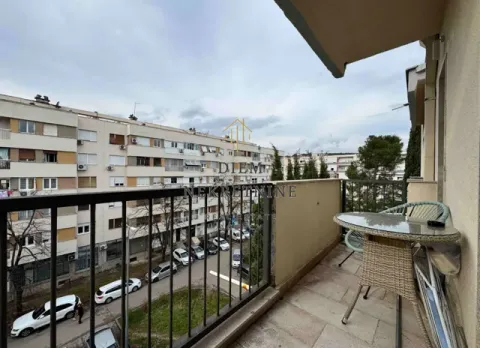 Rent, two bedroom apartment, 70m², Preko Morače, Podgorica - image 10
