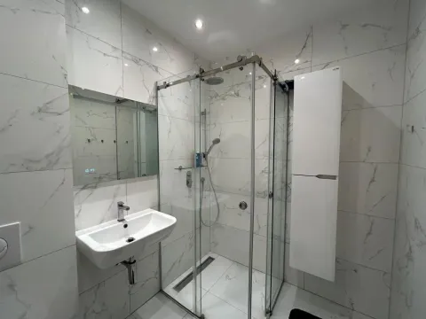 Sale, three bedroom apartment, 72m², Budva, Crna Gora - image 18