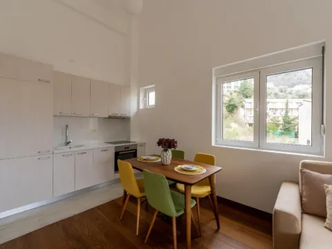 Prodaja, dvosoban stan, 60m², Pržno, Budva