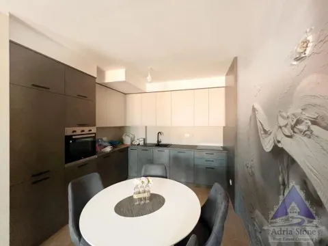 Sale, two bedroom apartment, 92m², Rafailovići, Budva - image 12