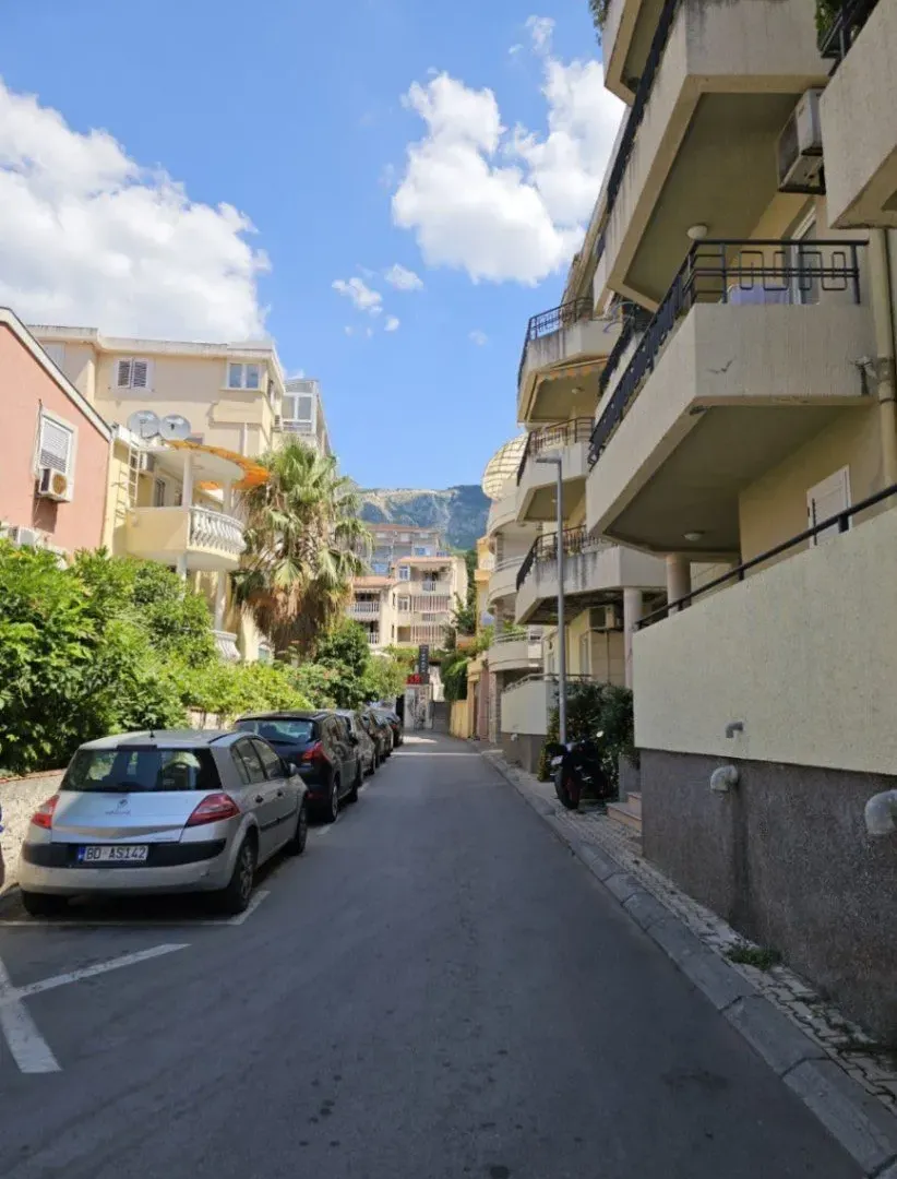 Sale, one bedroom apartment, 39m², Rafailovići, Budva