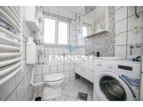 Izdavanje, trosoban stan, 96m², Stari Grad, Beograd - image 12