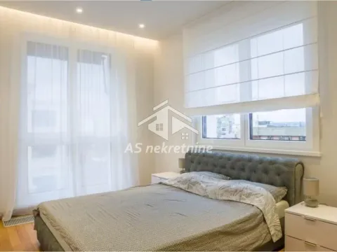 Rent, apartment, 188m², Kalenić Pijaca, Vračar Sve Podlokacije - image 14