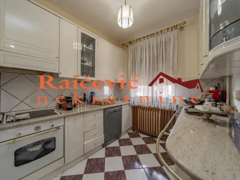 Sale, house, 273m², Brace Jerković, Voždovac Sve Podlokacije - image 3