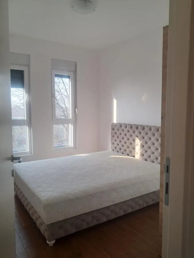 Rent, two bedroom apartment, 54m², Surčin, Beograd