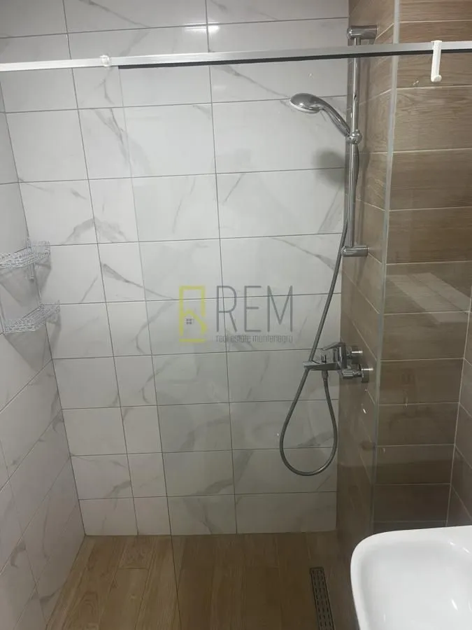 Prodaja, jednosoban stan, 43m², Stari Aerodrom, Podgorica