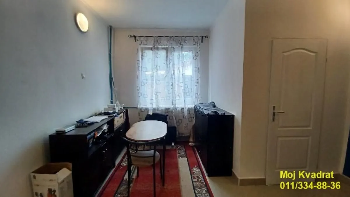 Prodaja, trosoban stan, 66m², Zemun Kalvarija, Zemun Sve Podlokacije