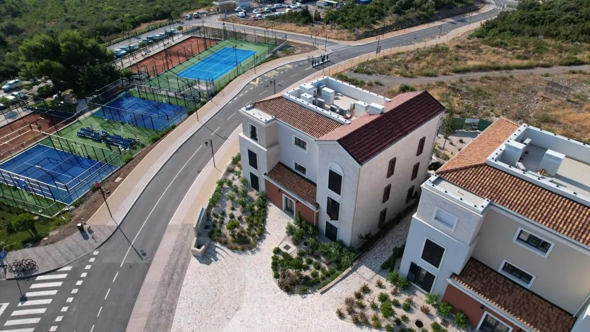 Prodaja, dvosoban stan, 98m², Luštica Bay, Tivat
