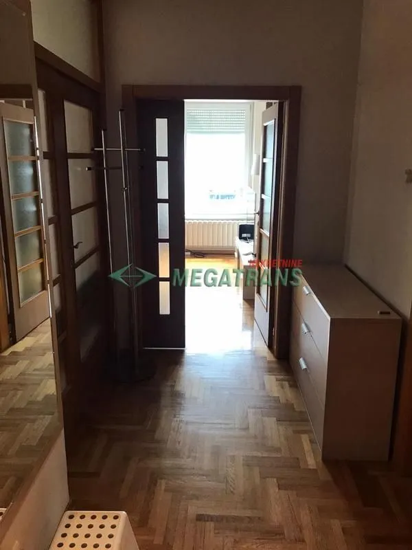 Izdavanje, trosoban stan, 97m², Novi Beograd Blok 29, Novi Beograd Sve Podlokacije
