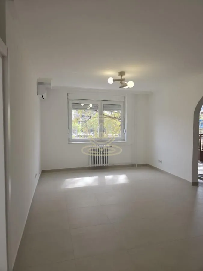 Rent, two bedroom apartment, 55m², Stari Grad, Beograd