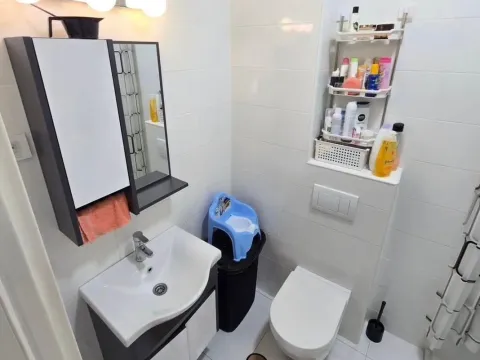 Prodaja, jednosoban stan, 46m², Stari Aerodrom, Podgorica - image 6