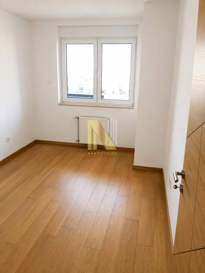 Rent, office space, 47m², Grbavica, Novi Sad Sve Podlokacije