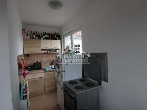 Prodaja, dvosoban stan, 76m², Stari Grad, Beograd - image 5