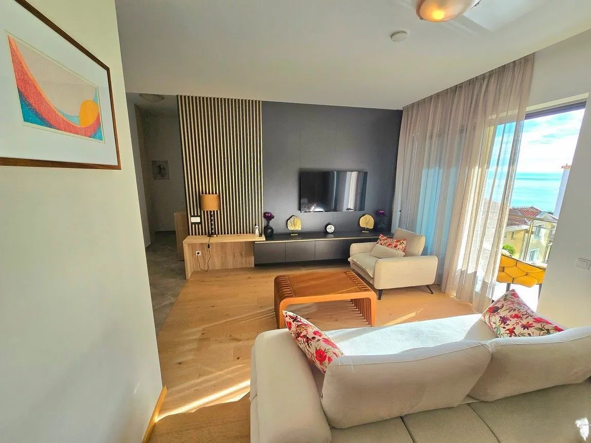 Prodaja, dvosoban stan, 79m², Bečići, Budva