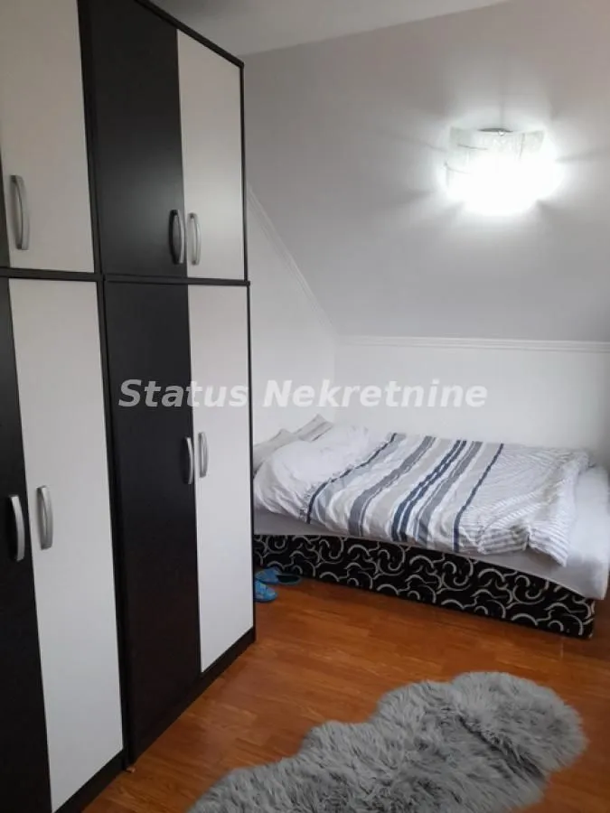 Prodaja, kuća, 246m², Sremski Karlovci, Novi Sad