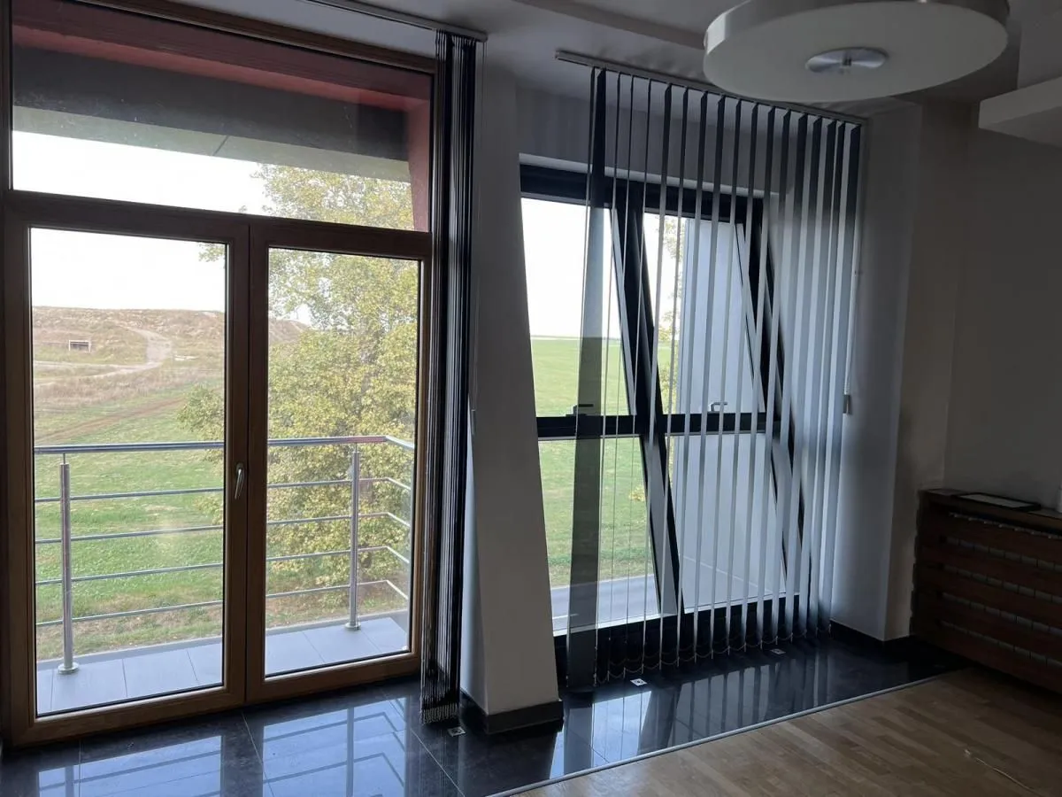 Rent, office space, 300m², Zemun Sve Podlokacije, Beograd