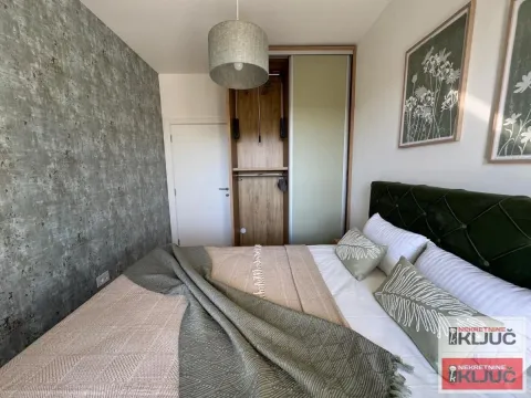 Rent, one bedroom apartment, 42m², Novo naselje, Novi Sad - image 15