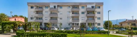 Prodaja, jednosoban stan, 49m², Donja Gorica, Podgorica - image 2