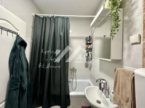 Izdavanje, jednosoban stan, 38m², Bulevar Evrope, Novi Sad Sve Podlokacije - image 8