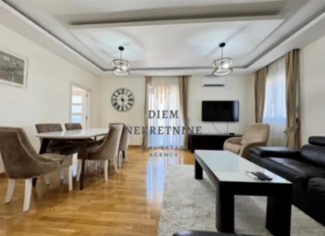 Izdavanje, trosoban stan, 102m², Zabjelo, Podgorica - image 12