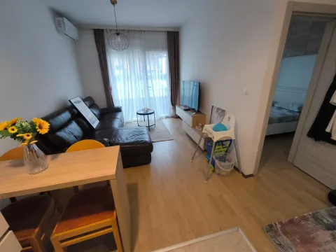 Izdavanje, jednosoban stan, 37m², City Kvart, Podgorica - image 6