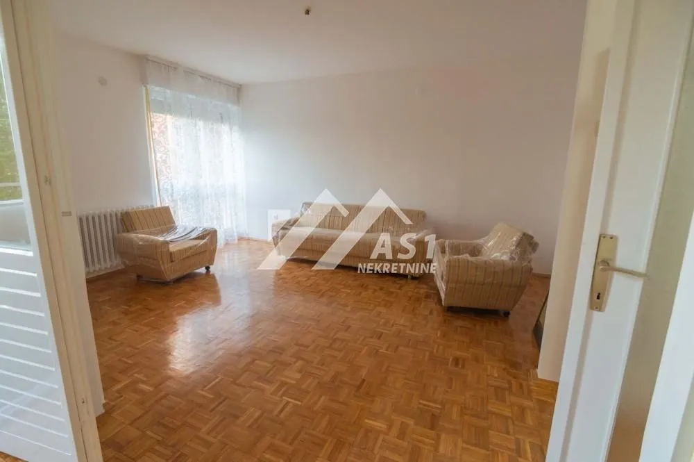 Izdavanje, trosoban stan, 71m², Liman 1, Novi Sad Sve Podlokacije