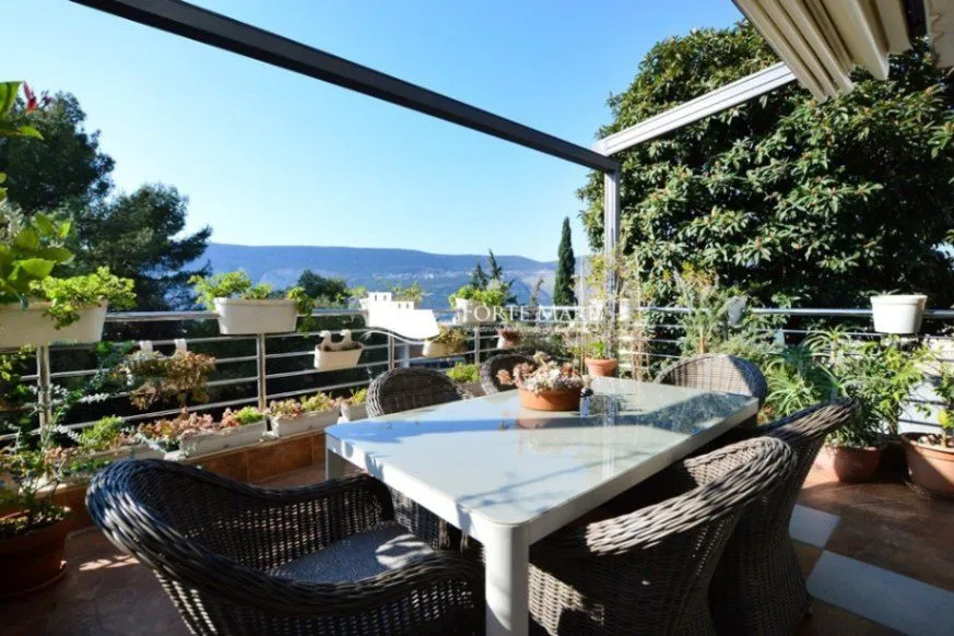 Prodaja, jednosoban stan, 73m², Herceg Novi, Crna Gora