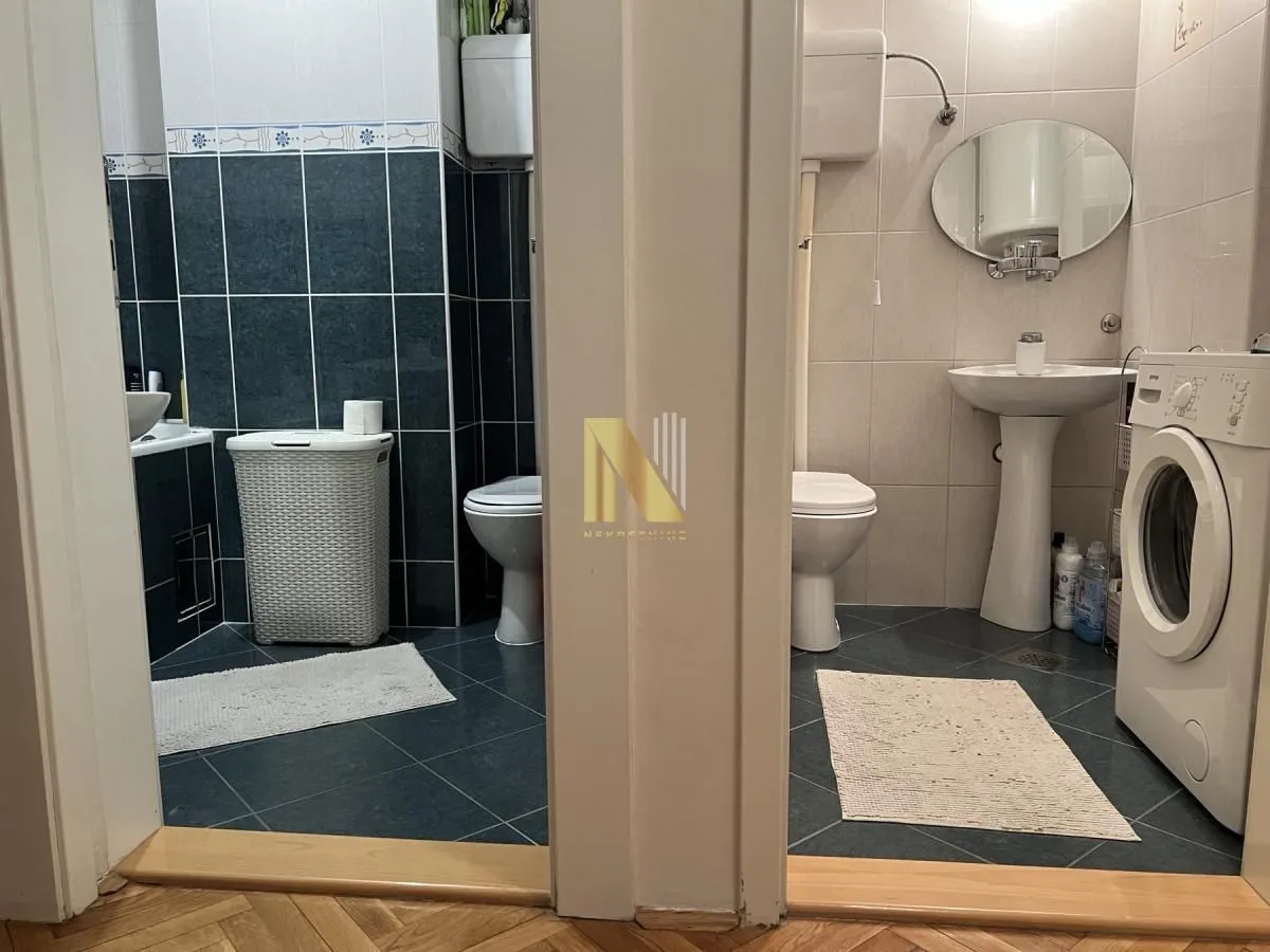 Prodaja, trosoban stan, 79m², Adamovićevo Naselje, Novi Sad Sve Podlokacije