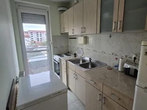 Stan in Nova Detelinara